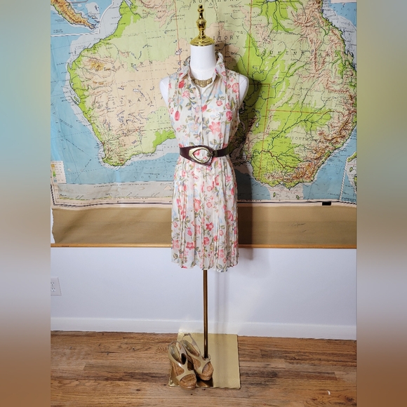 American Rag Floral Sleeveless Dress Button Front Elastic Waist Size S. - Picture 2 of 13